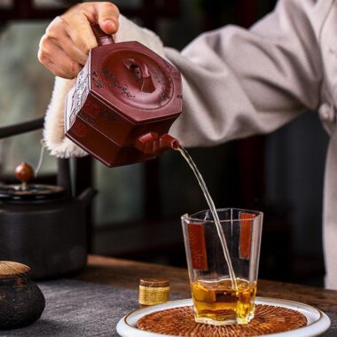 Full Handmade Yixing Zisha Teapot [Zhu Yun Mei Xiang] (Long Xue Sha – 400ml)