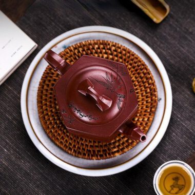 Full Handmade Yixing Zisha Teapot [Zhu Yun Mei Xiang] (Long Xue Sha – 400ml)