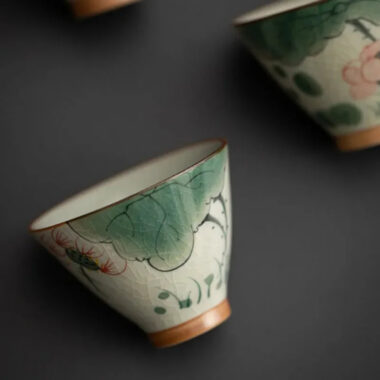 Ge Kiln Hand-painted Ice Crackle Ceramic Tea Set [Lotus]