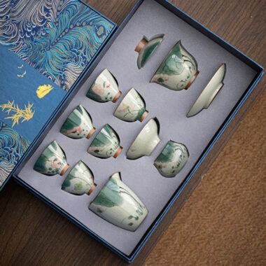 Ge Kiln Hand-painted Ice Crackle Ceramic Tea Set [Lotus]