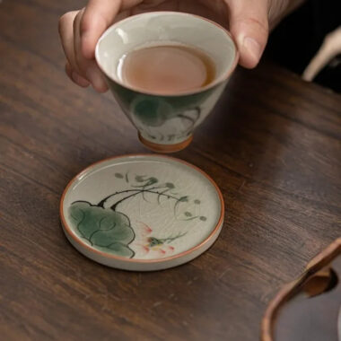 Ge Kiln Hand-painted Ice Crackle Ceramic Tea Set [Lotus]
