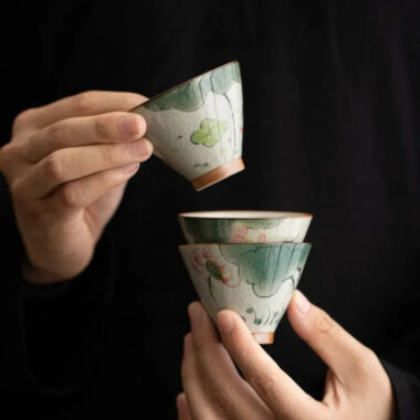 Ge Kiln Hand-painted Ice Crackle Ceramic Tea Set [Lotus]