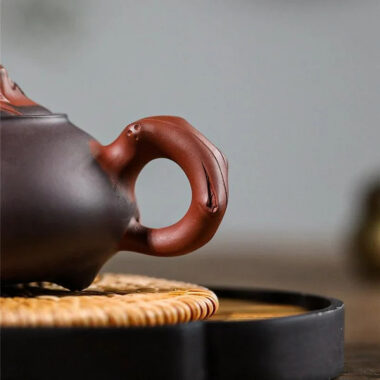 Handmade Yixing Zisha Teapot [Three Friends of Winter] (Zi Ni – 220ml)