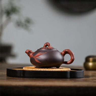 Handmade Yixing Zisha Teapot [Three Friends of Winter] (Zi Ni – 220ml)