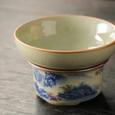 Jindezhen Gu Ru Ice Crackle Ceramic Fair Cup / Strainer [Jiangshan Keran]
