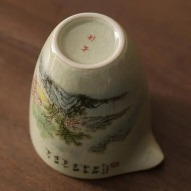 Jindezhen Gu Ru Ice Crackle Ceramic Fair Cup / Strainer [Zhi Ci Qinglu]