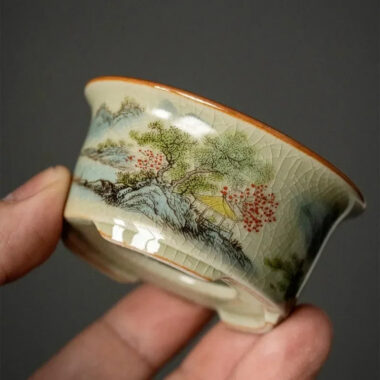 Jindezhen Gu Ru Ice Crackle Ceramic Fair Cup / Strainer [Zhi Ci Qinglu]