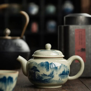 Jindezhen Gu Ru Ice Crackle Ceramic Hand-painted [Dezhong] Teapot 250ml