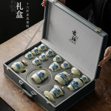 Jindezhen Gu Ru Ice Crackle Ceramic Tea Set [Jiangshan Keran]