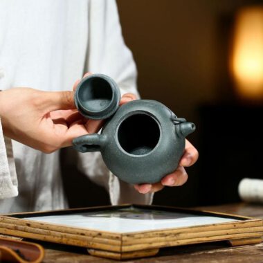 Yixing Zisha Teapot [Bamboo Half Moon] (Lu Ni – 160ml)