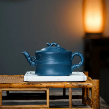 Yixing Zisha Teapot [Bamboo] (Tian Qing Ni – 320ml)