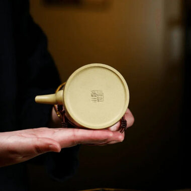 Yixing Zisha Teapot [Barrel] (Lu Ni – 300ml)