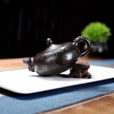 Yixing Zisha Teapot [Dancing Dragon] (Hei Ni – 220ml)