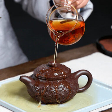 Yixing Zisha Teapot [Dragon Antique] (Zi Ni – 310ml)