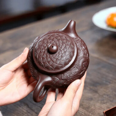 Yixing Zisha Teapot [Dragon Antique] (Zi Ni – 310ml)