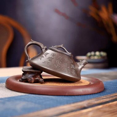 Yixing Zisha Teapot [Dragon Piao] (Gu Tong Ni – 170ml)