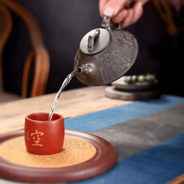Yixing Zisha Teapot [Dragon Piao] (Gu Tong Ni – 170ml)