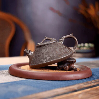 Yixing Zisha Teapot [Dragon Piao] (Gu Tong Ni – 170ml)