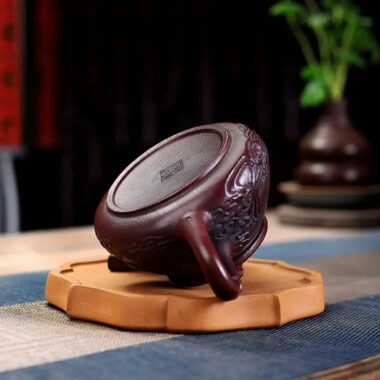 Yixing Zisha Teapot [Dragon Shi Piao] (Gu Tong Ni – 270ml)