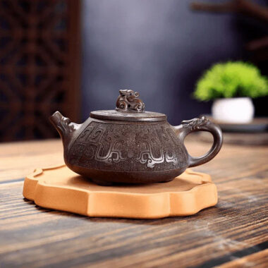 Yixing Zisha Teapot [Dragon Shi Piao] (Gu Tong Ni – 300ml)