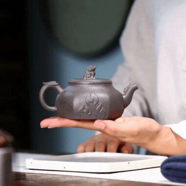 Yixing Zisha Teapot [Flame Pot] (Qinghui Ni – 200ml)