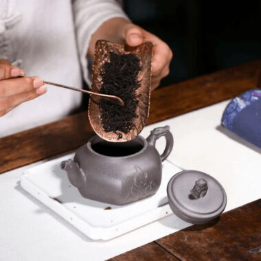 Yixing Zisha Teapot [Flame Pot] (Qinghui Ni – 200ml)