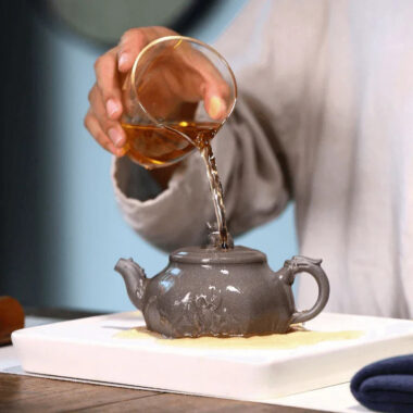 Yixing Zisha Teapot [Flame Pot] (Qinghui Ni – 200ml)