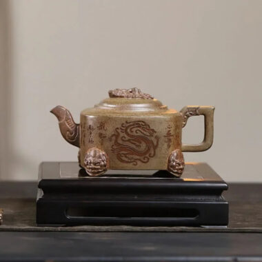 Yixing Zisha Teapot [Four Legs Dragon] (Duan Ni Firewood Firing – 400ml)