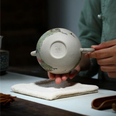 Yixing Zisha Teapot [Graceful] (Bai Duan Ni – 270ml)