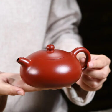 Yixing Zisha Teapot [Half Moon Pot] (Zhu Ni – 280ml)