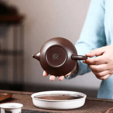 Yixing Zisha Teapot [Han Yun Pot] (Zi Ni – 280ml)