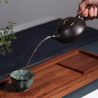 Yixing Zisha Teapot [Jingzhou Shi Piao] (Hei Jin Sha/Dahongpao – 240/210ml)