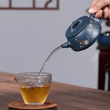 Yixing Zisha Teapot [Kuan Kou Shi Piao] (Tian Qing Ni – 250ml)