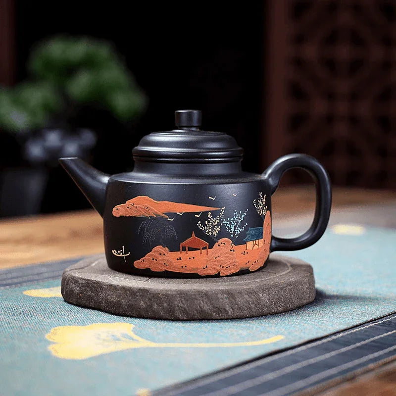 Yixing Zisha Teapot [Landscape DeZhong] (Hei Zhu Ni – 260ml)