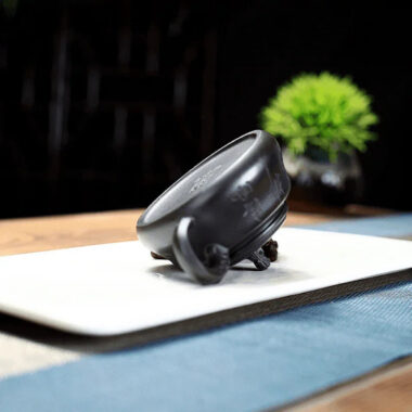 Yixing Zisha Teapot [Lion Pot] (Shi Huang – 180ml)