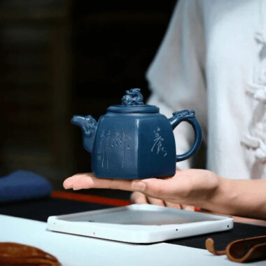 Yixing Zisha Teapot [Liufang Shenyun] (Tian Qing Ni – 320ml)