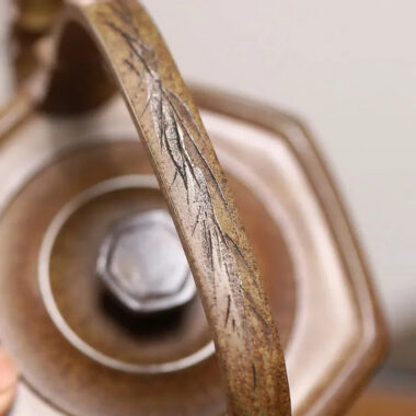 Yixing Zisha Teapot [Ming Lin Junzi] (Cheng Xiang Ni – 280ml)