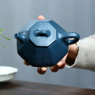 Yixing Zisha Teapot [Octagonal Shi Piao] (Tian Qing Ni – 200ml)