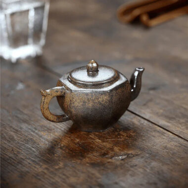 Yixing Zisha Teapot [Palace Lantern] (Qing Duan Ni Firewood Fired – 150ml)