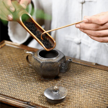 Yixing Zisha Teapot [Palace Lantern] (Qing Duan Ni Firewood Fired – 150ml)