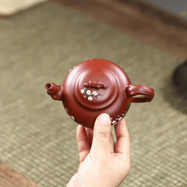 Yixing Zisha Teapot [Plum Bao Chun] (Dahongpao – 220ml)