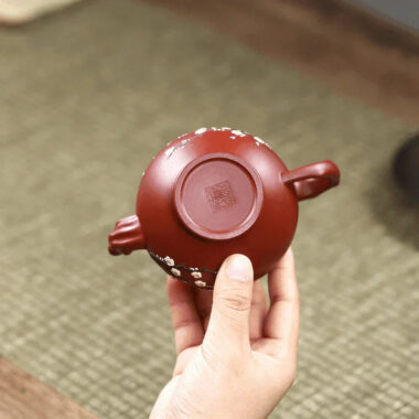 Yixing Zisha Teapot [Plum Bao Chun] (Dahongpao – 220ml)