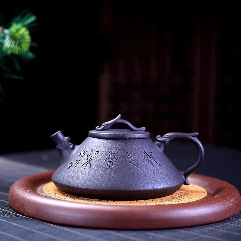 Yixing Zisha Teapot [Prosperity Dragon Piao] (Hei Ni – 160ml)
