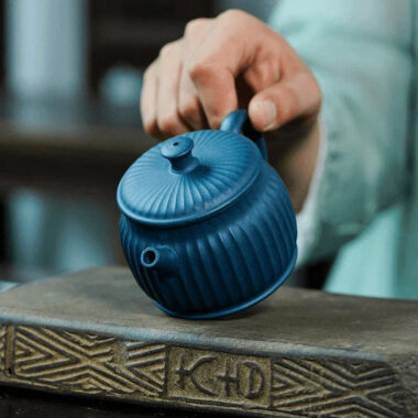 Yixing Zisha Teapot [Ribbed Jing Quan] (Tian Qing Ni – 160ml)
