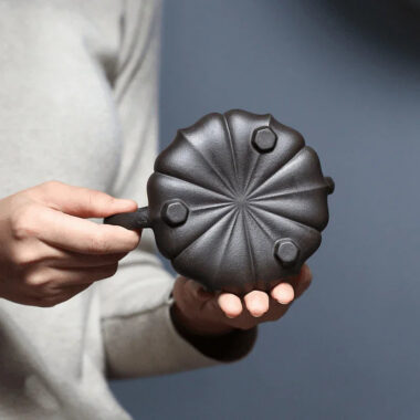 Yixing Zisha Teapot [Ribbed Shi Piao] (Shi Huang – 270ml)