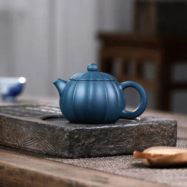 Yixing Zisha Teapot [Ribbed Xishi] (Tian Qing Ni – 280ml)