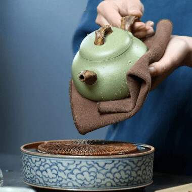 Yixing Zisha Teapot [Ru Ding] (Douqing Sha – 300ml)