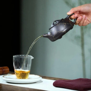 Yixing Zisha Teapot [Ruyi Gold Shi Piao] (Hei Jin Sha – 320ml)
