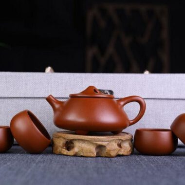 Yixing Zisha Teapot Set [Shi Piao] Set (Dahongpao – 200ml)
