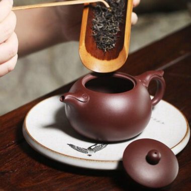 Yixing Zisha Teapot Set [Wishful Xishi] (Zi Ni – 240ml)